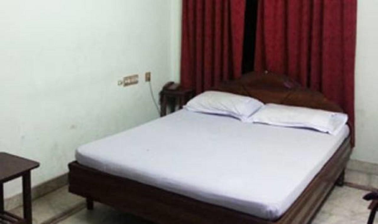 Hotel Boban Plaza Thiruvananthapuram Kültér fotó