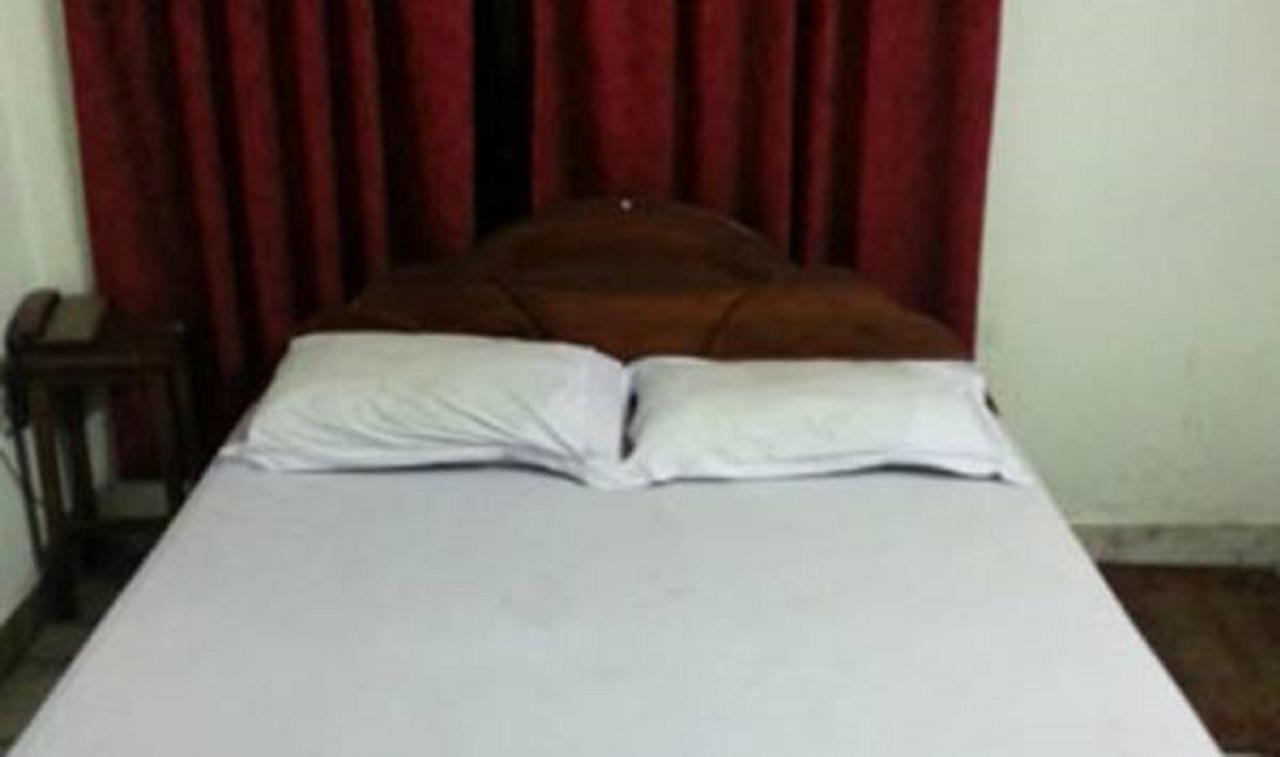 Hotel Boban Plaza Thiruvananthapuram Kültér fotó